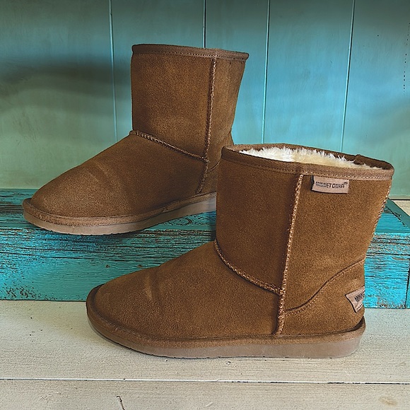 Minnetonka Women’s 8M Leather/Faux Fur Camel (color) 🐪 Boots 🥾 - Picture 1 of 8